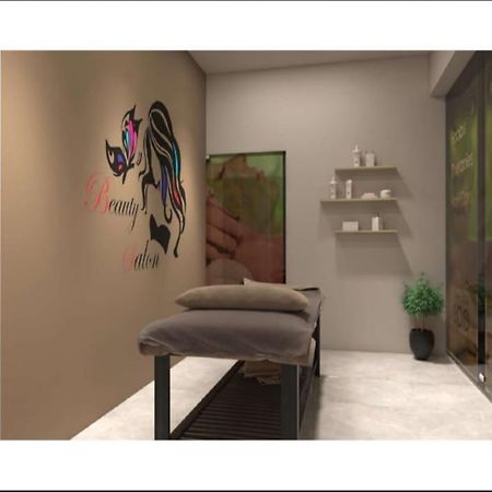 Iswarya Residency Otel Kottayam Dış mekan fotoğraf