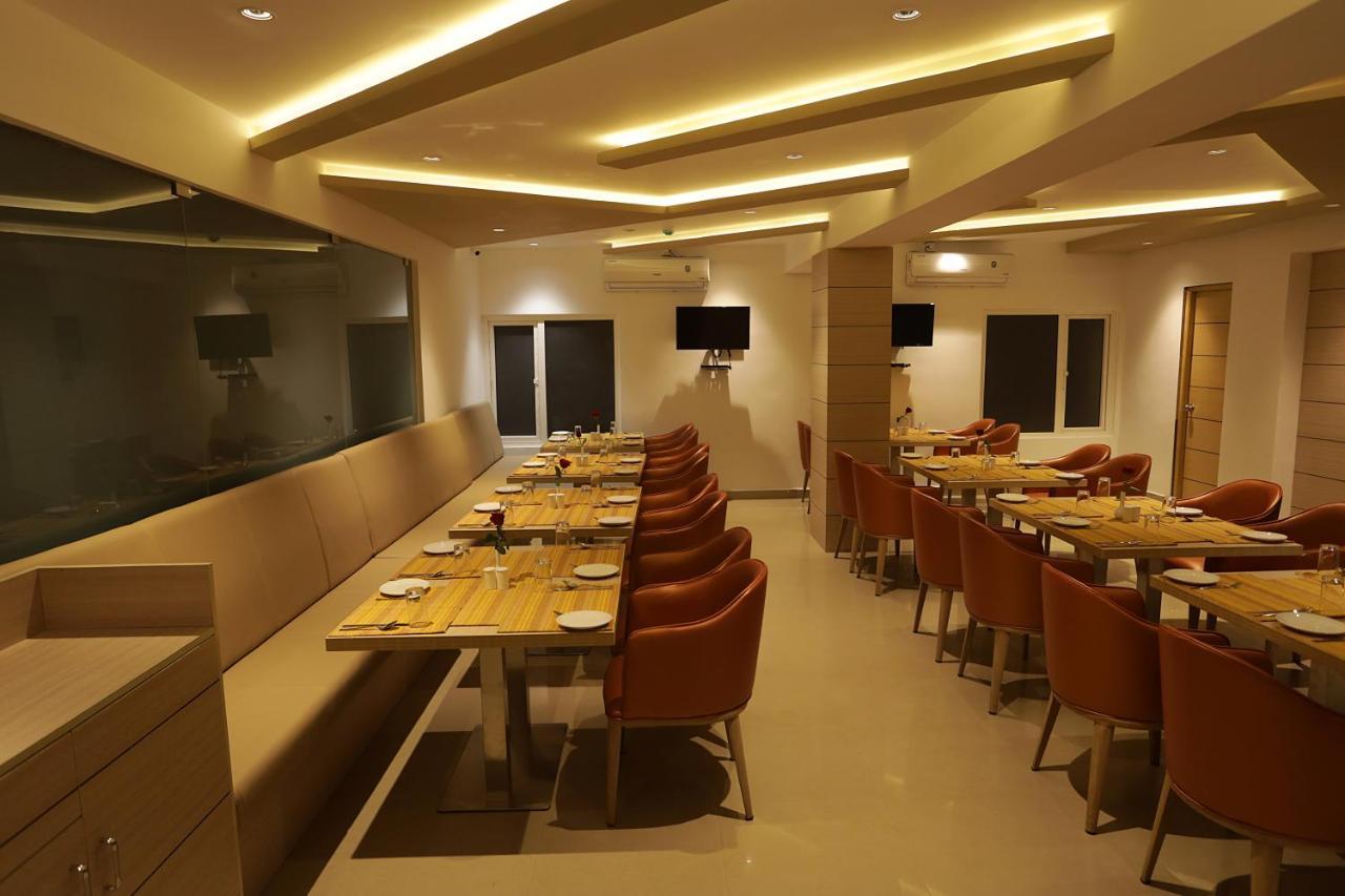 Iswarya Residency Otel Kottayam Dış mekan fotoğraf