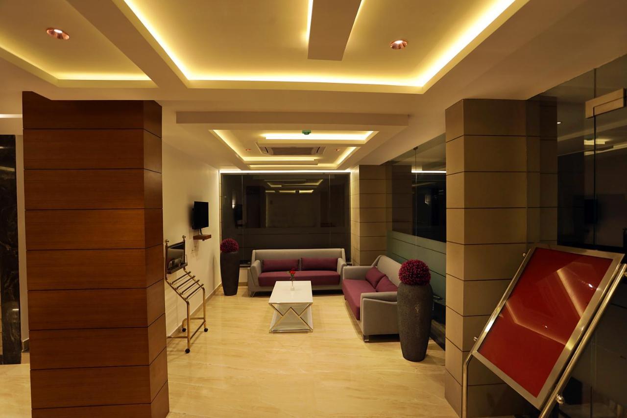 Iswarya Residency Otel Kottayam Dış mekan fotoğraf