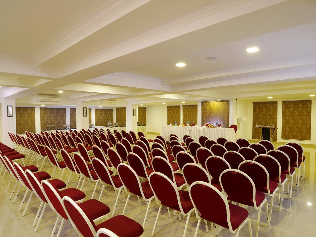 Iswarya Residency Otel Kottayam Dış mekan fotoğraf