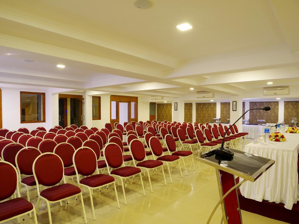 Iswarya Residency Otel Kottayam Dış mekan fotoğraf